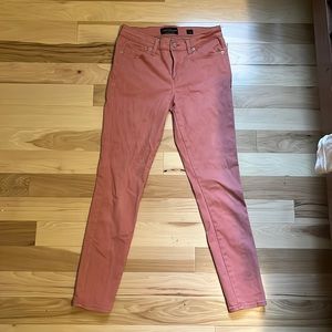 Lucky brand pants Nantucket Red Ava Skinny pant